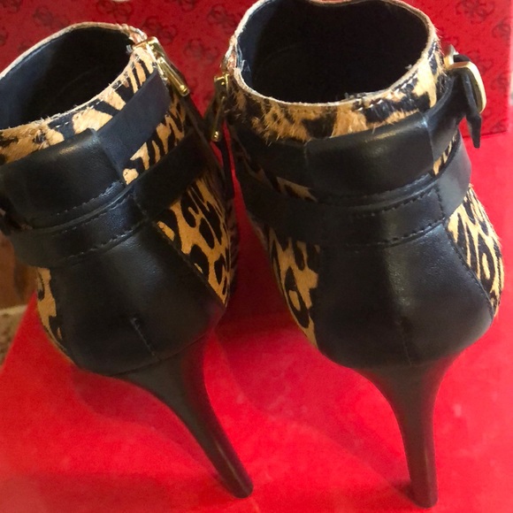 Guess Bootie Heels - Picture 4 of 7